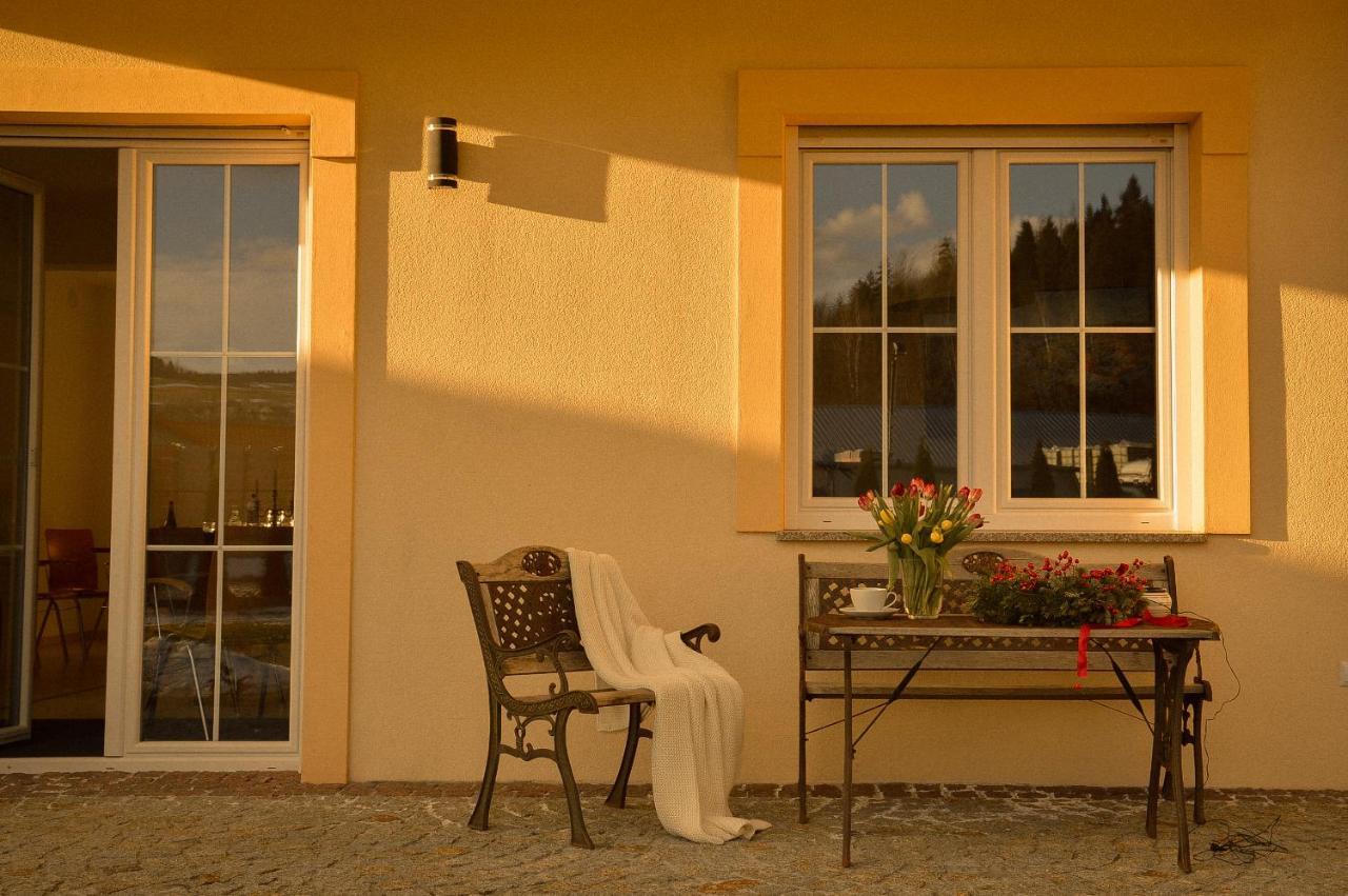 Apartamenty Agroturystyczne Papiernia Niedźwiedź エクステリア 写真